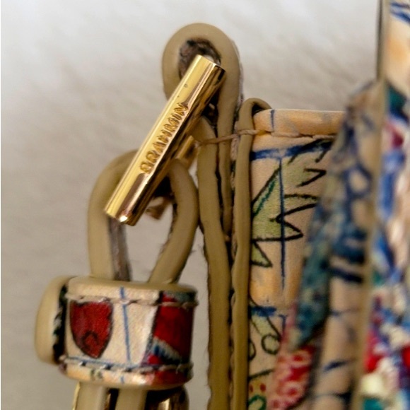 *Rare* Brahmin Brocade Melbourne Everlee Crossbody, excellent like new condition - Picture 6 of 6